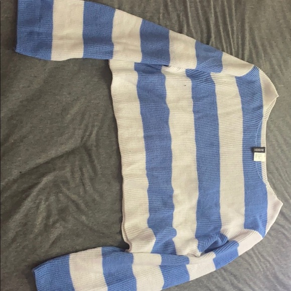 Knit sweater - Picture 1 of 3